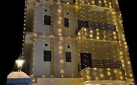 Hotel Pratishtha